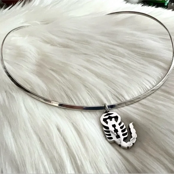 James Avery SCORPION Scorpio pendant ULTRA RARE